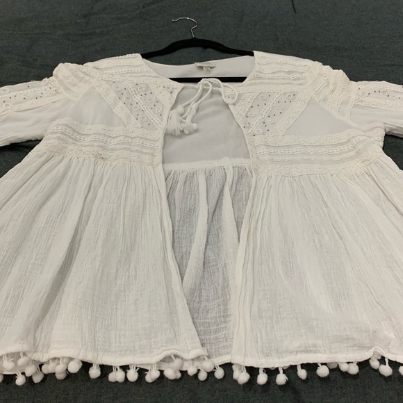 Cardigan style  stunning design - Picture 4 of 15